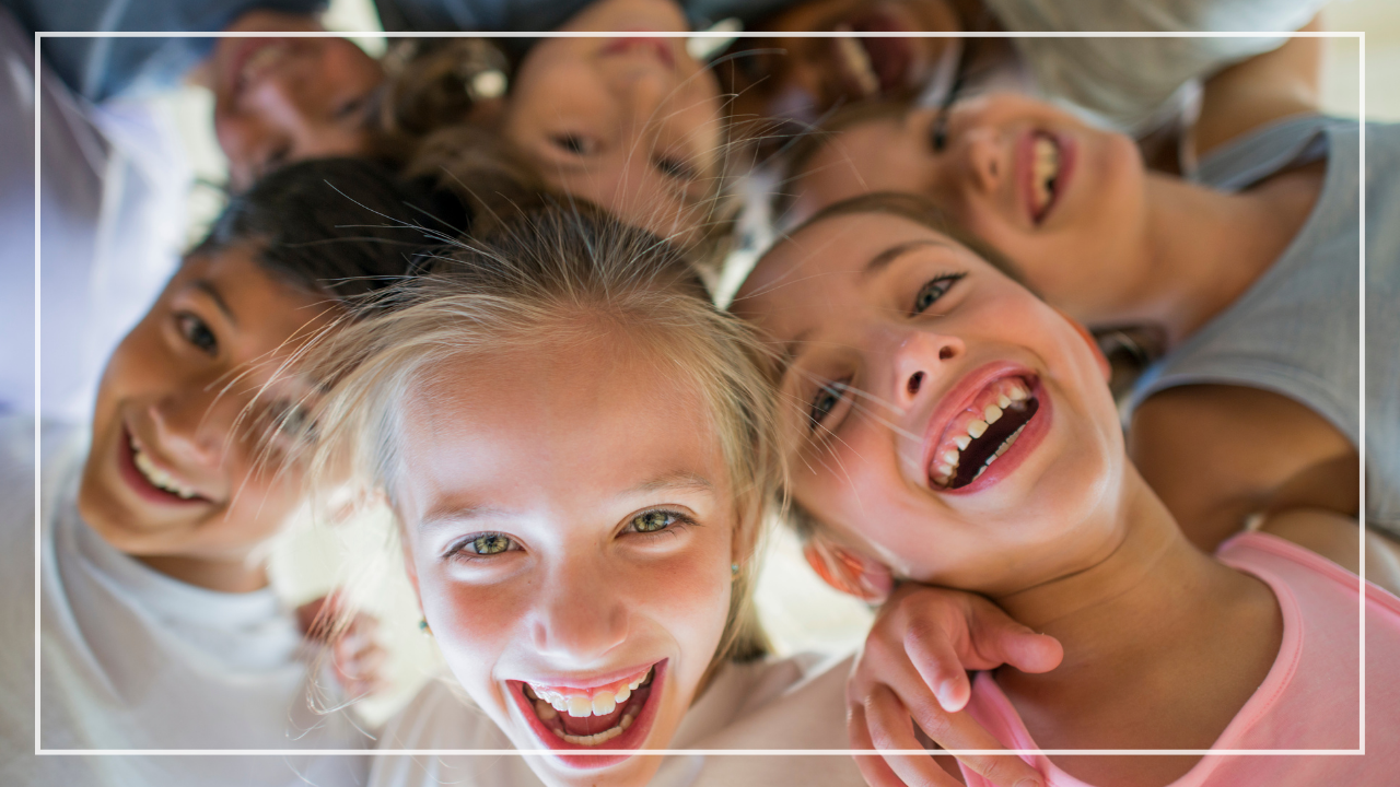 natürliche Kinder Begleitung